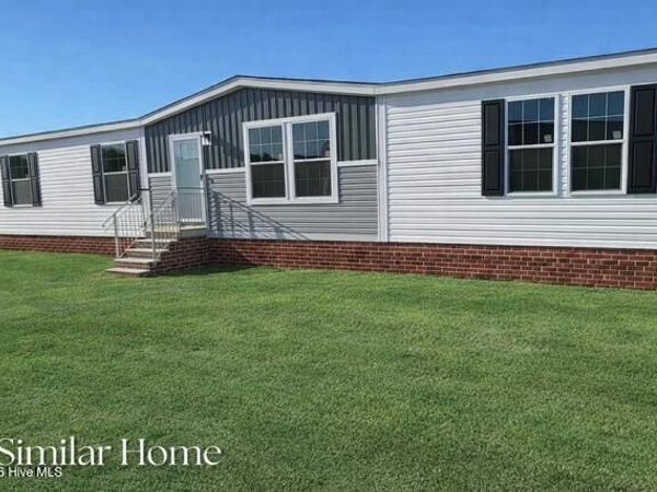 89 Jenkins Avenue , Maysville, NC 28555