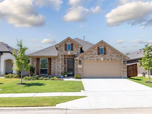 9105 Desert Flora Drive, Fort Worth, TX 76131