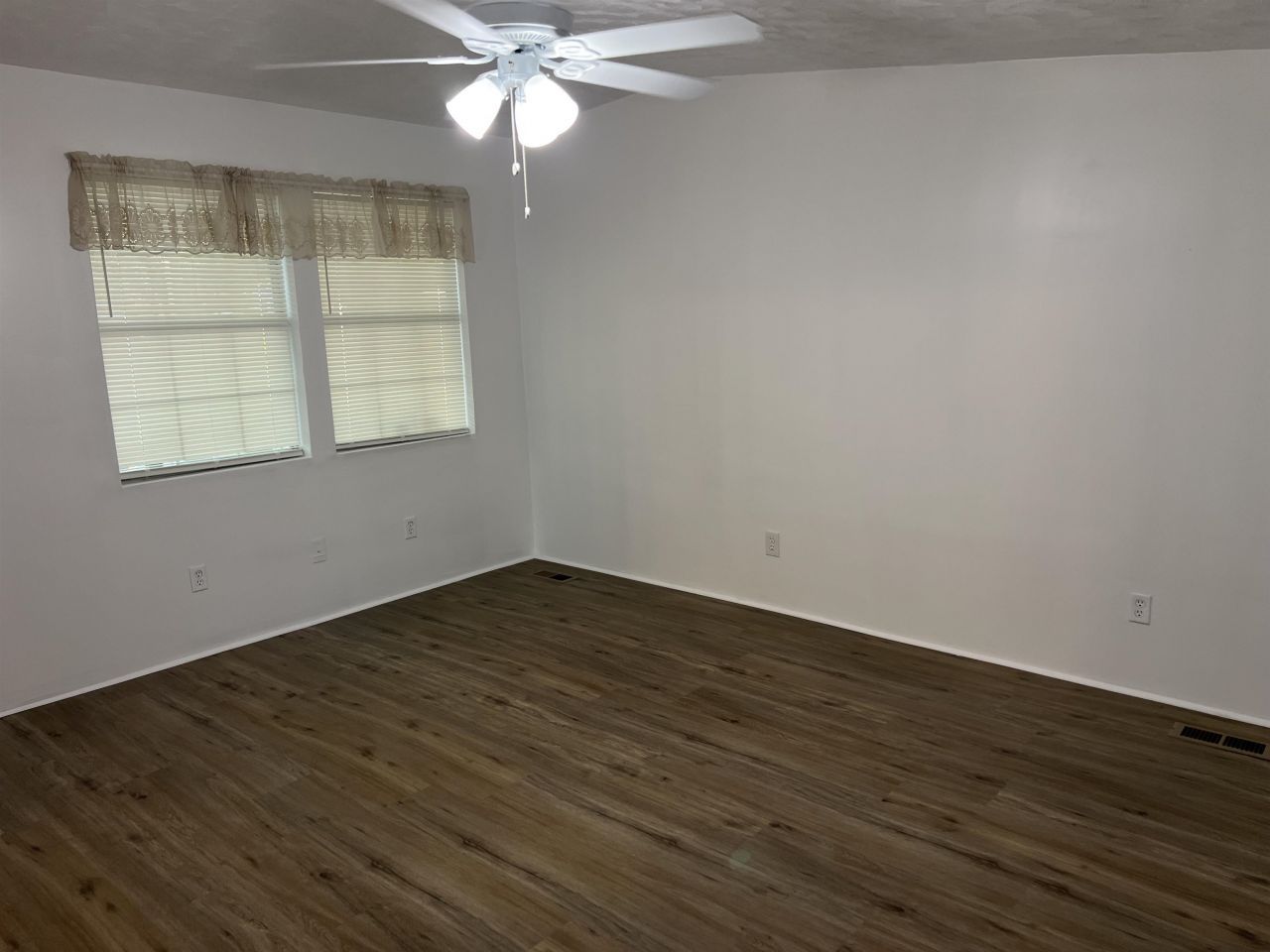 2712 Aquarius Dr.  Photo 6