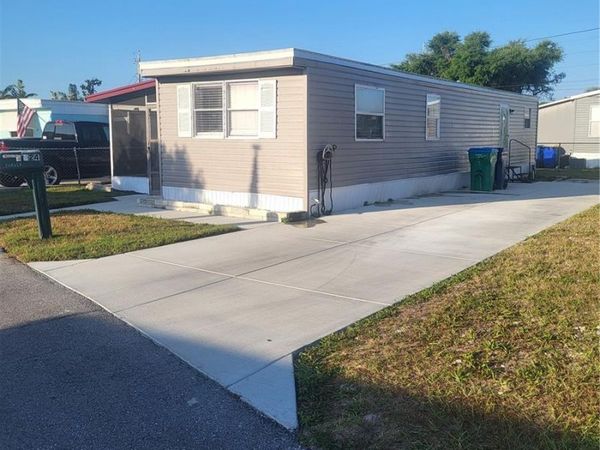 6580 SEMINOLE BOULEVARD , Unit 424, SEMINOLE, FL 33772