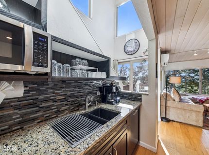 133 Holly Lane, Stateline, NV 89449 Photo