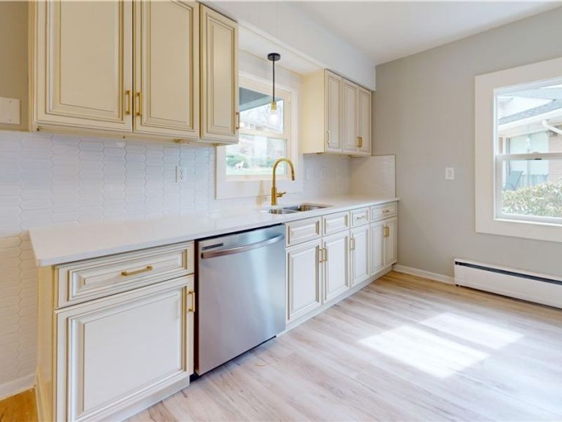 124 Stardust Drive, Wintersville, OH 43953 Photo 12