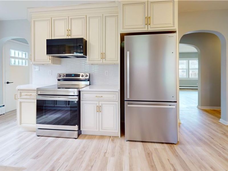 124 Stardust Drive, Wintersville, OH 43953 Photo 13