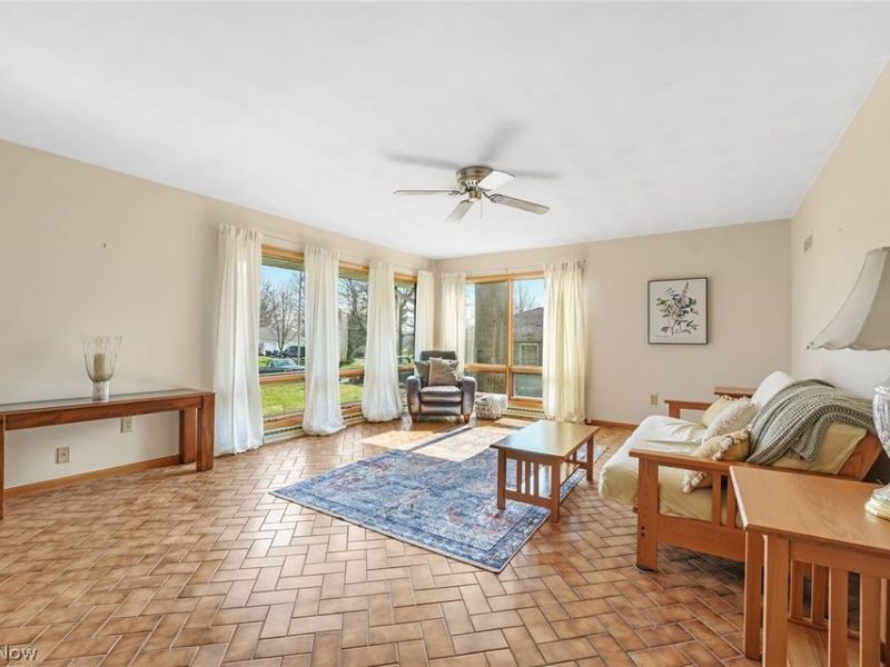 4704 Garrett Drive, Norton, OH 44203 Photo 13