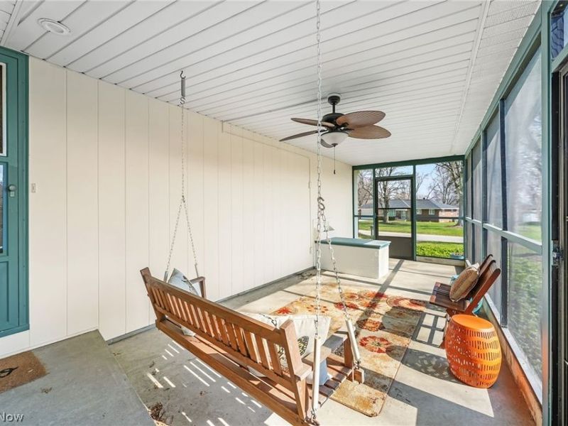 4704 Garrett Drive, Norton, OH 44203 Photo 2