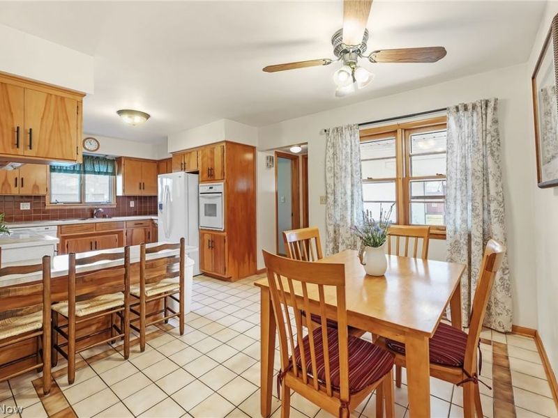 4704 Garrett Drive, Norton, OH 44203 Photo 6