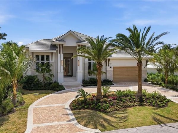 626 Fountainhead LN , NAPLES, FL 34103