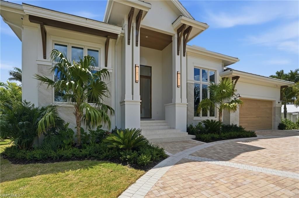 626 Fountainhead Ln, Naples, FL 34103 Photo