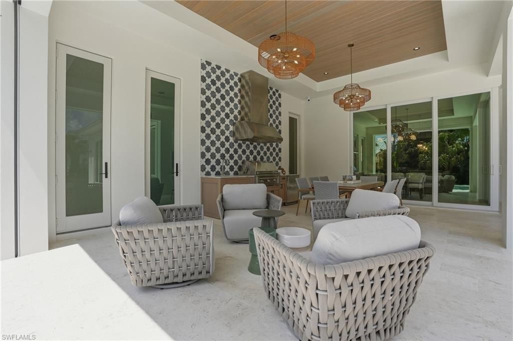 626 Fountainhead Ln , Naples, FL 34103 Photo