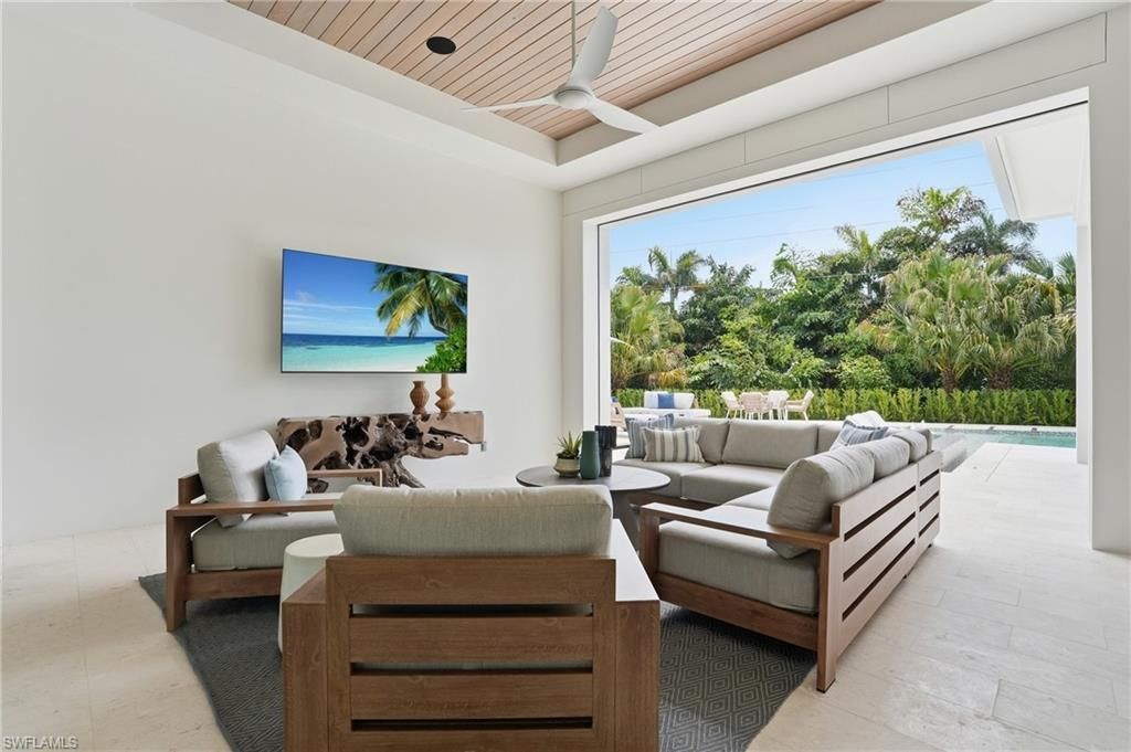 626 Fountainhead Ln , Naples, FL 34103 Photo