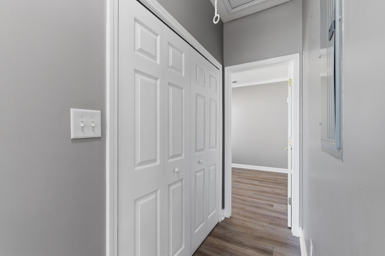 6627 Cherry Laurel Dr.  Photo 26