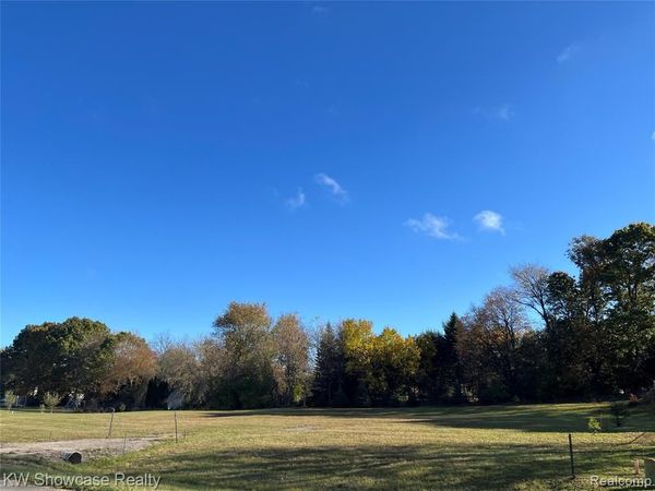 4640 Melanie Lane , White Lake Twp, MI 48383