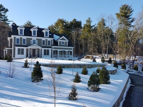 35 Shuttleworth, Dedham, MA 02026