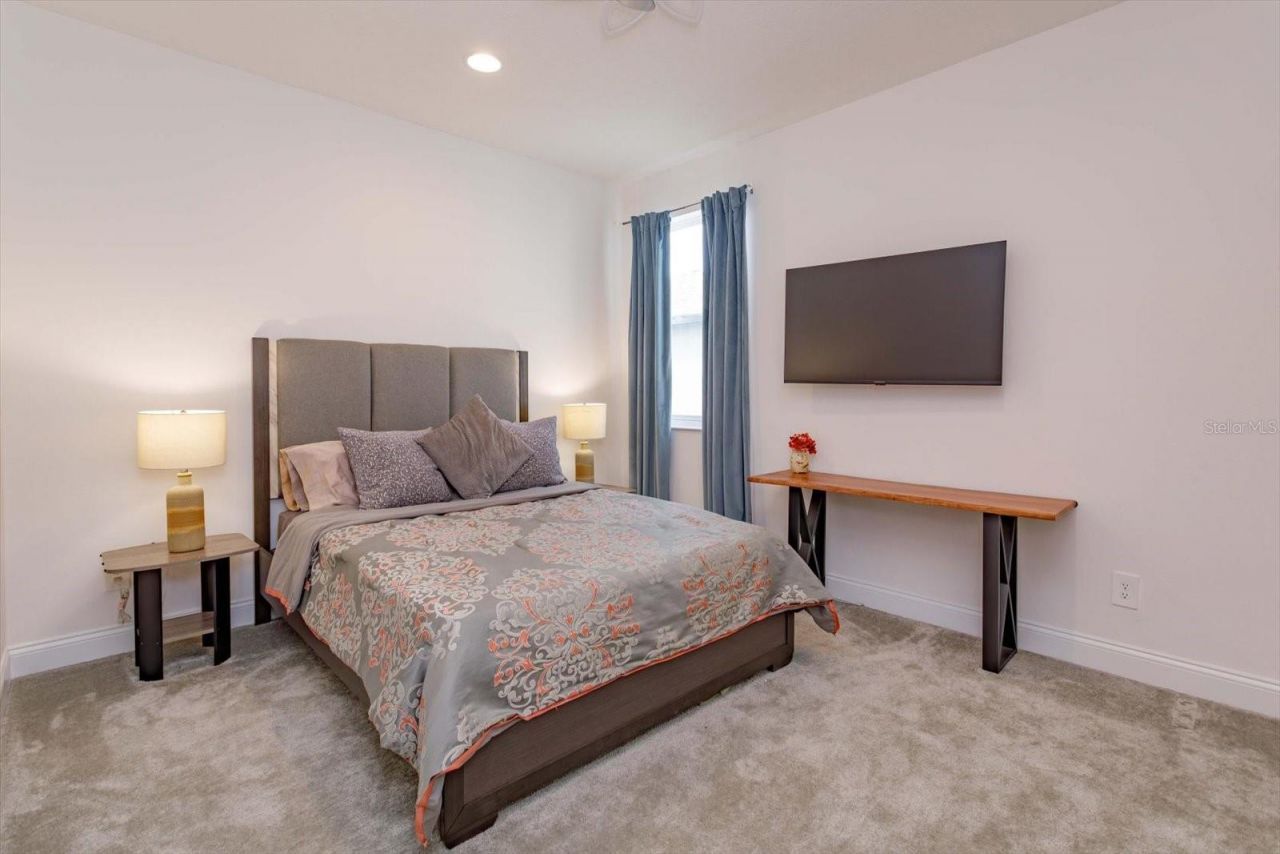 1231 Foltz Loop, Oakland, FL 34787 Photo