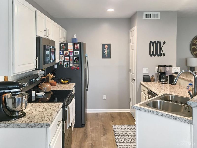 1511 Commons Drive, Miamisburg, OH 45342 Photo 4