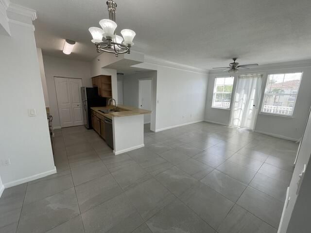 9833 Baywinds Drive, Unit 7302, West Palm Beach, FL 33411 Photo