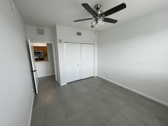 9833 Baywinds Drive, Unit 7302, West Palm Beach, FL 33411 Photo