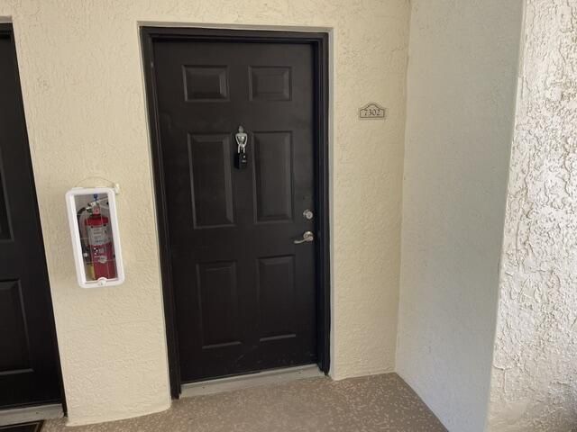 9833 Baywinds Drive, Unit 7302, West Palm Beach, FL 33411 Photo