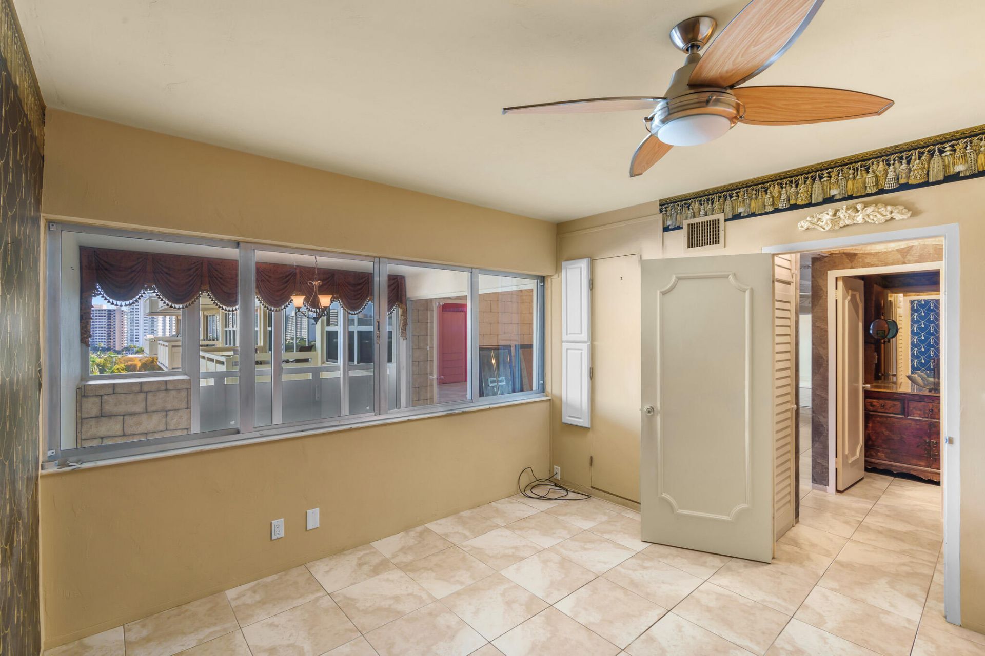 3200 NE 36th Street, Unit 1012, Fort Lauderdale, FL 33308 Photo