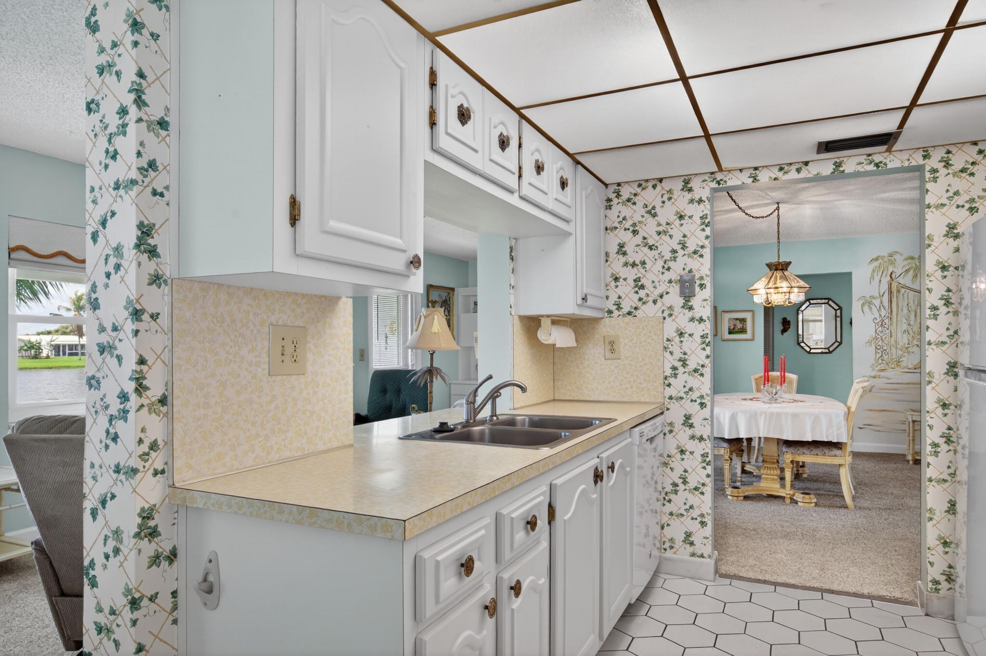 2028 SW 19th Avenue, Boynton Beach, FL 33426 Photo