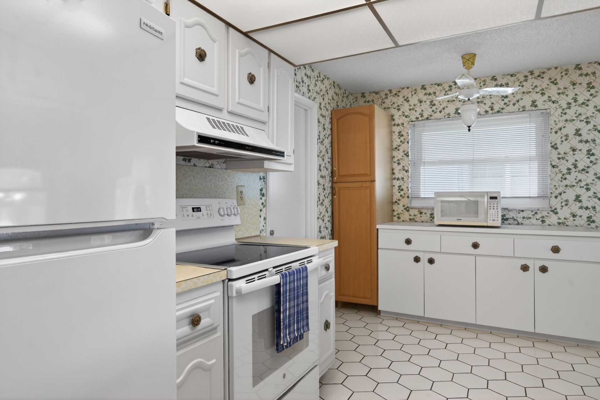 2028 SW 19th Avenue, Boynton Beach, FL 33426 Photo