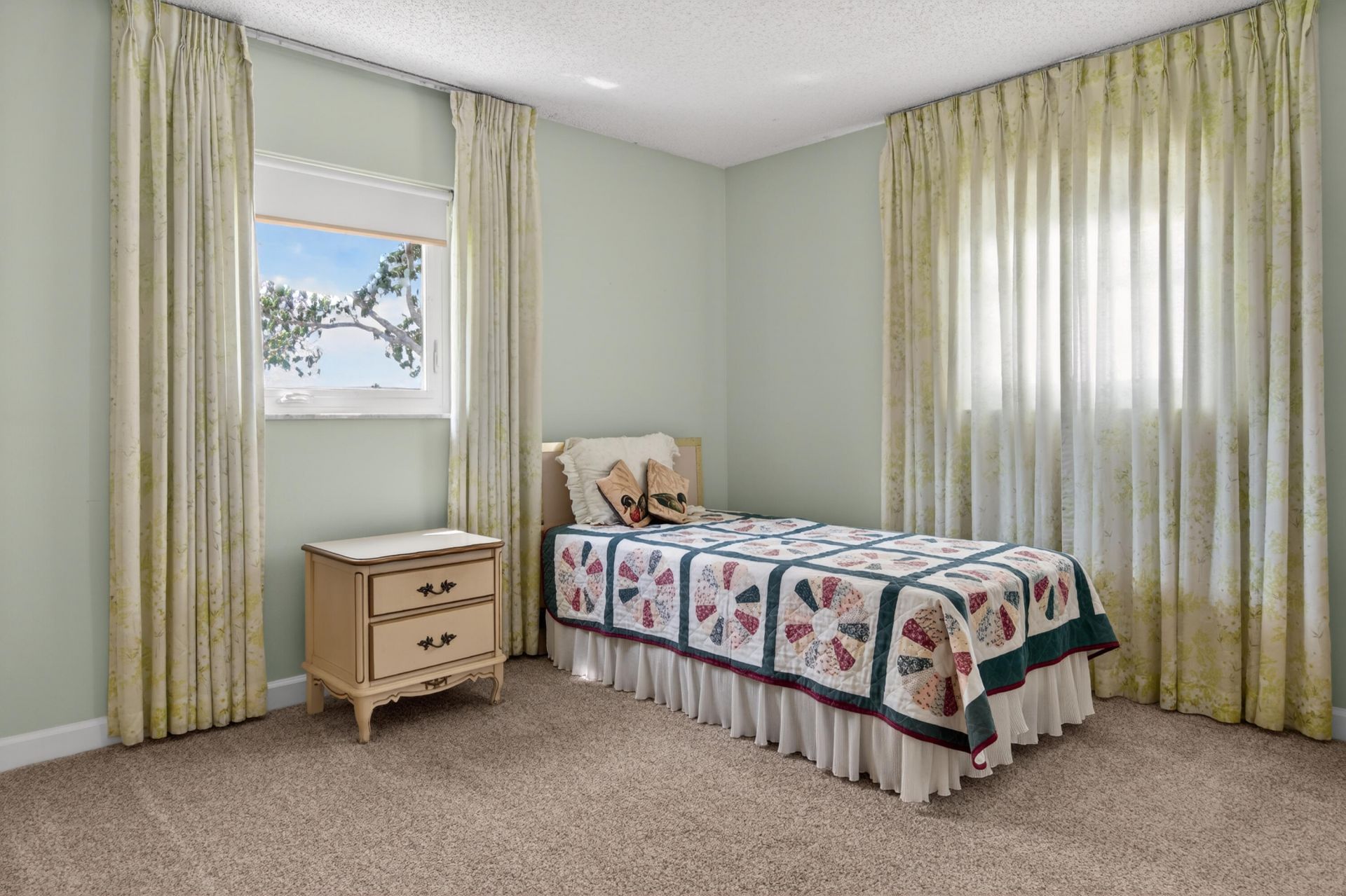 2028 SW 19th Avenue, Boynton Beach, FL 33426 Photo