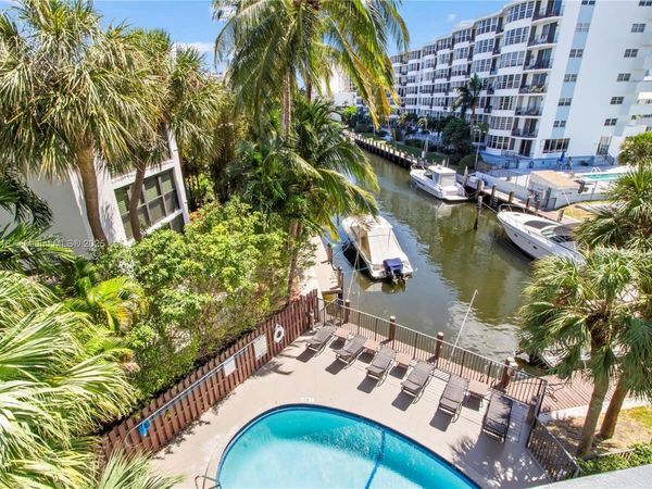 4800 Bayview Drive, Unit 402, Fort Lauderdale, FL 33308