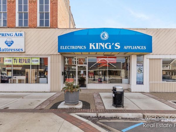130 & 134 W State Street, Hastings, MI 49058