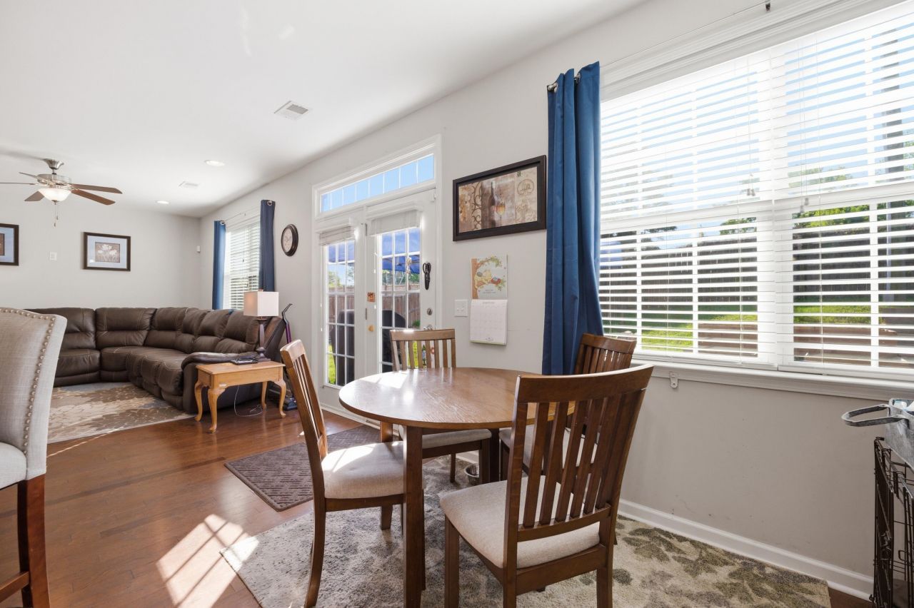 8120 Ronda Drive Photo 10