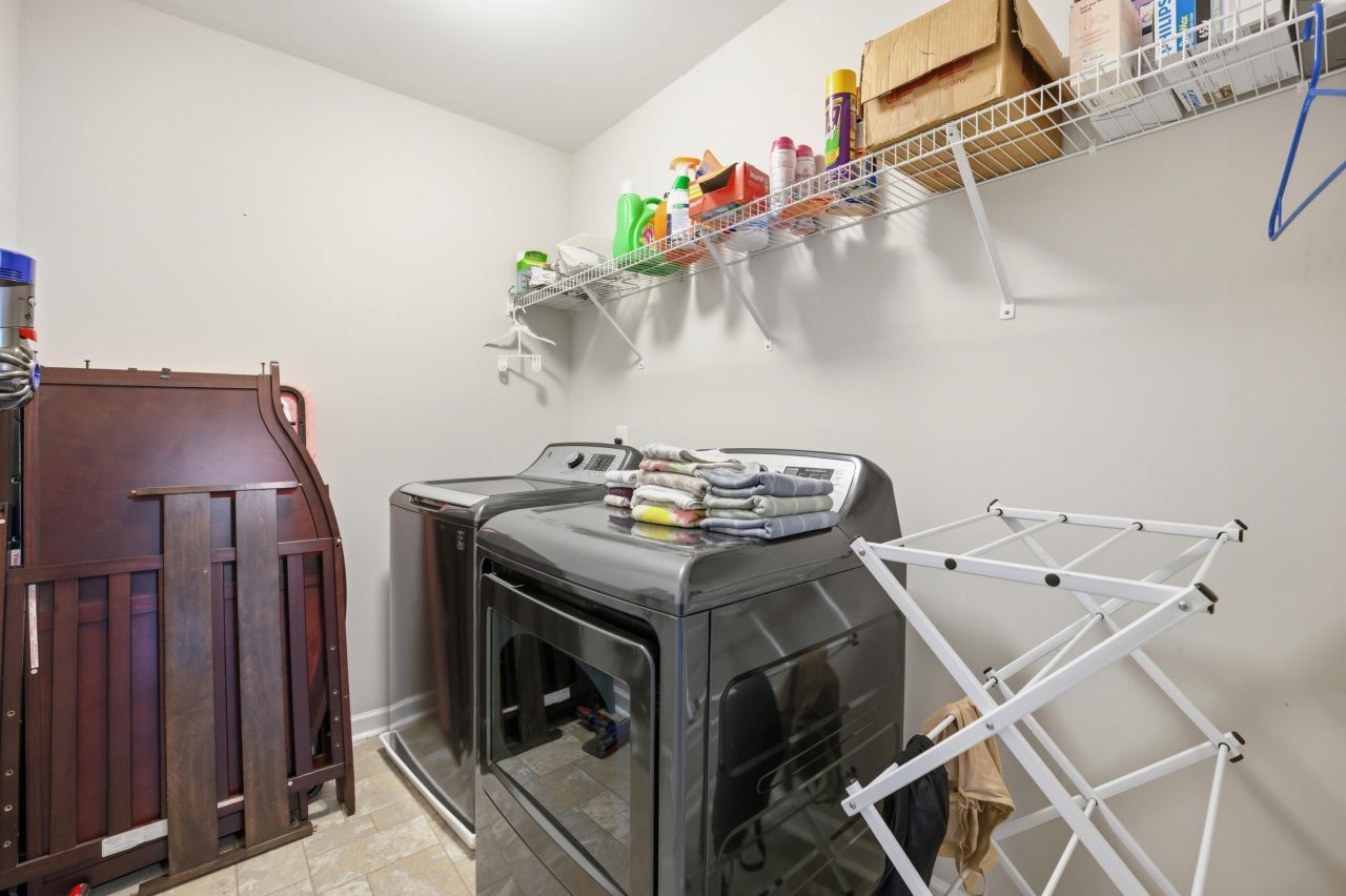 8120 Ronda Drive Photo 23