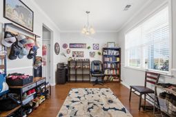 8120 Ronda Drive photo 4