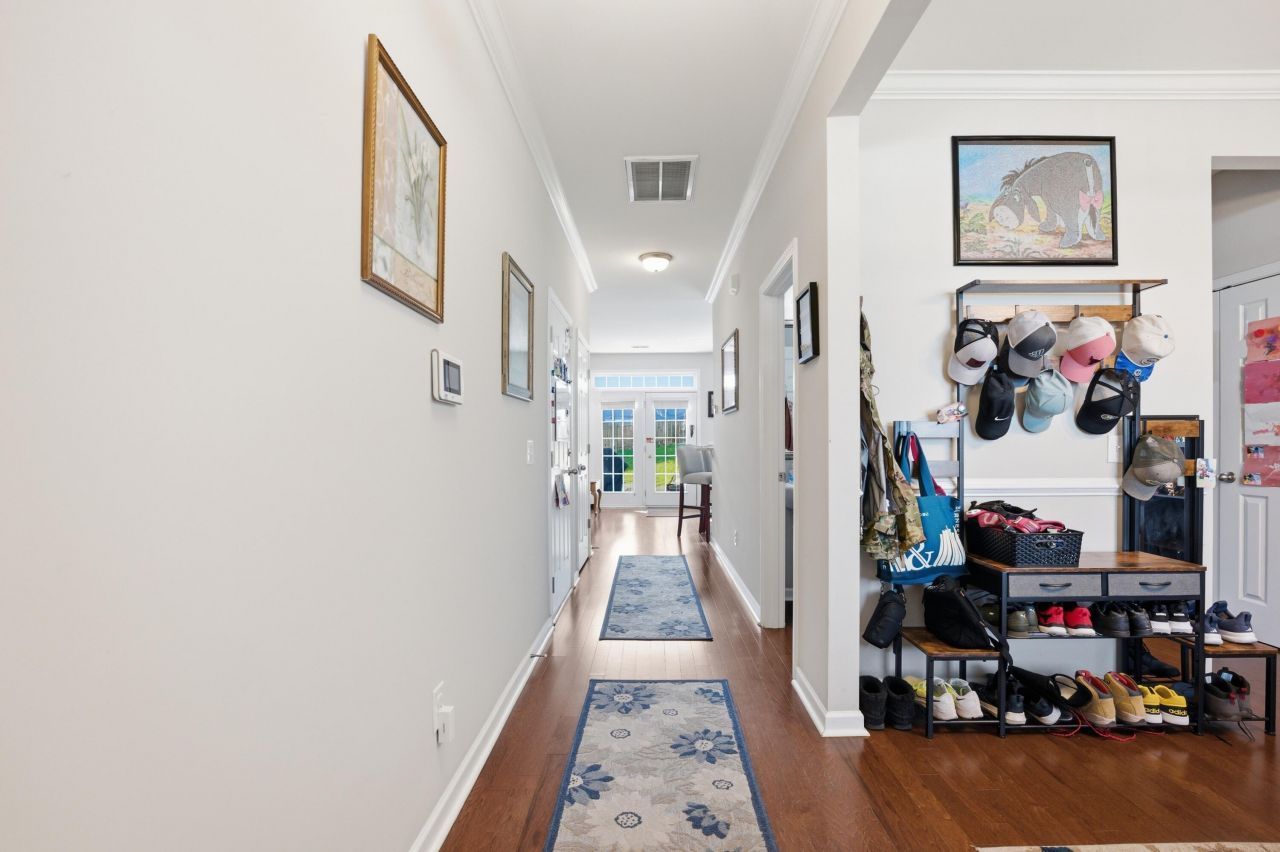 8120 Ronda Drive Photo 6