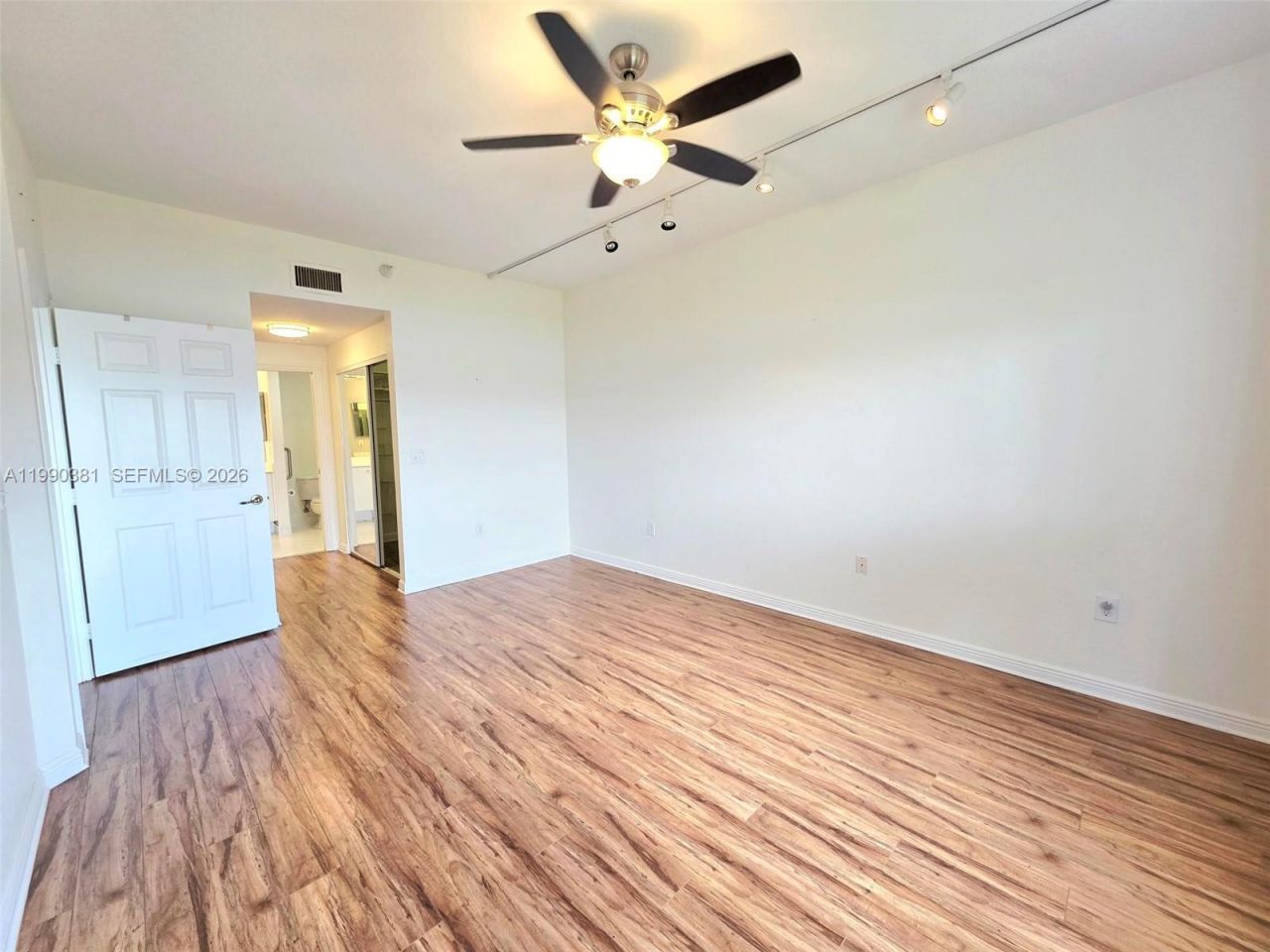 7611 Southampton Ter, Unit 110, Tamarac, FL 33321 Photo