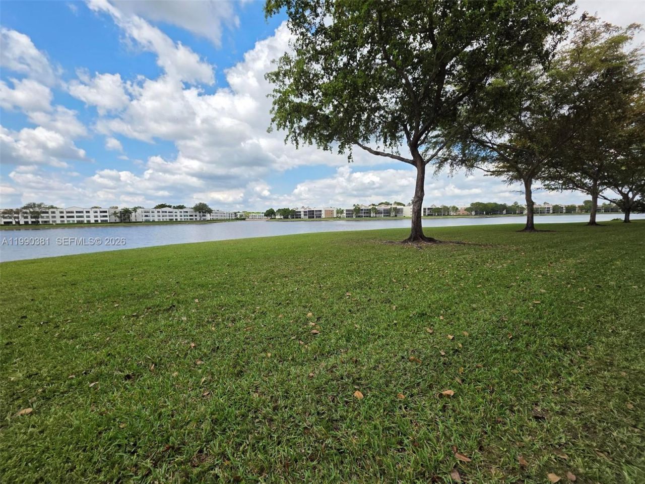 7611 Southampton Ter, Unit 110, Tamarac, FL 33321 Photo