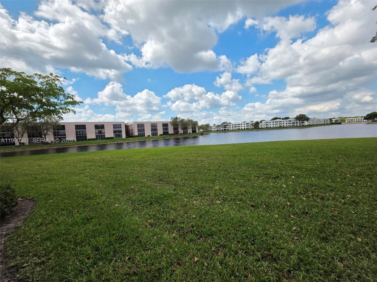 7611 Southampton Ter, Unit 110, Tamarac, FL 33321 Photo