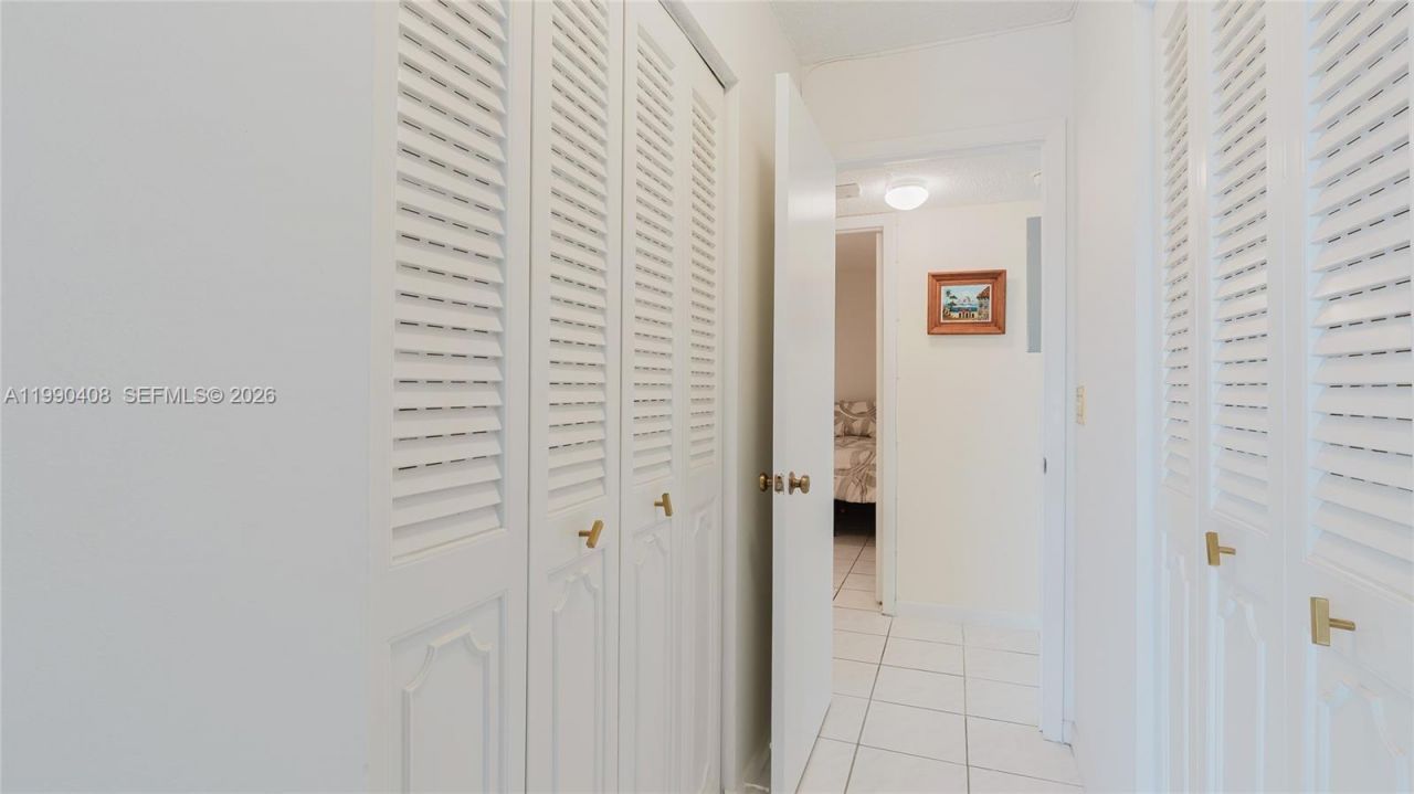 424 SE 10th St, Unit 204, Dania Beach, FL 33004 Photo