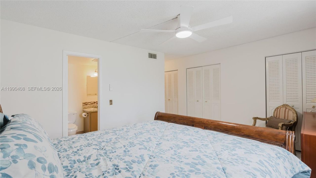 424 SE 10th St, Unit 204, Dania Beach, FL 33004 Photo