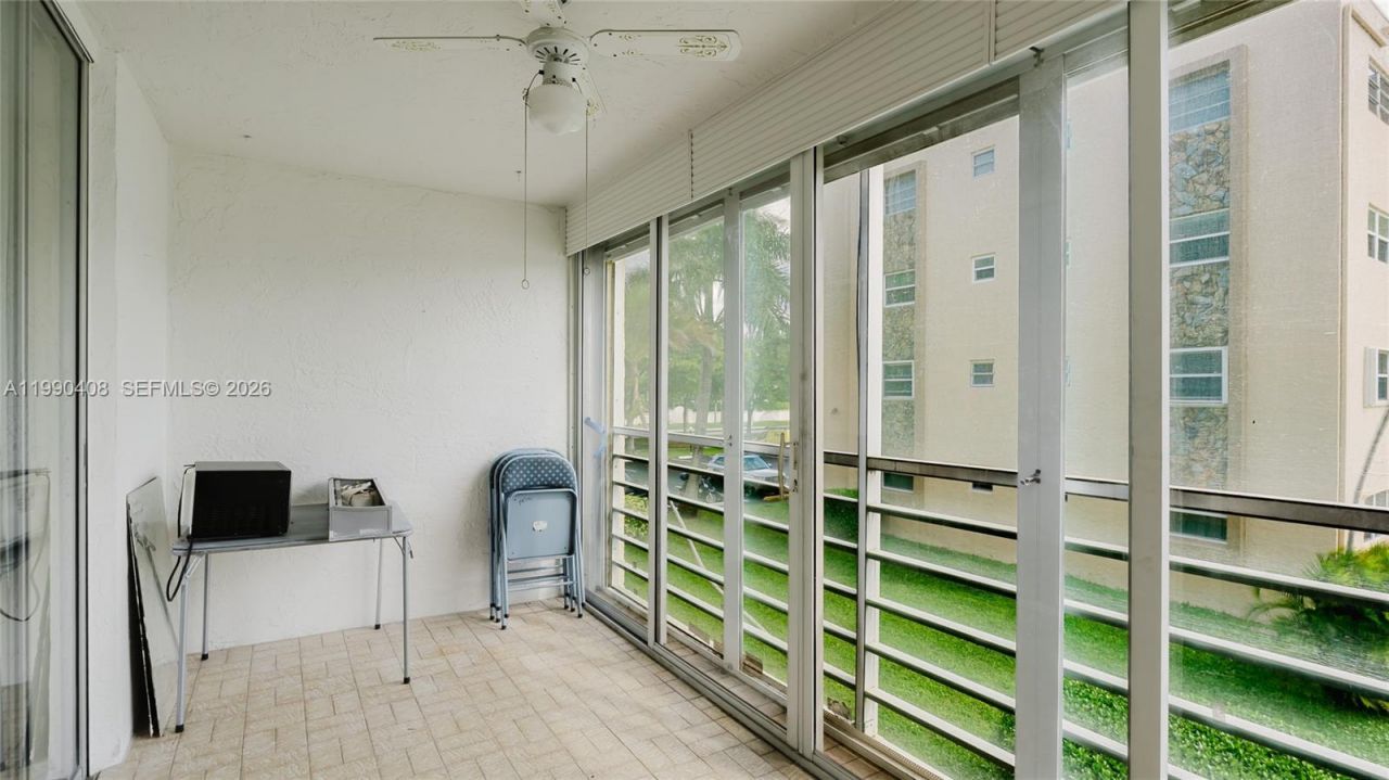 424 SE 10th St, Unit 204, Dania Beach, FL 33004 Photo