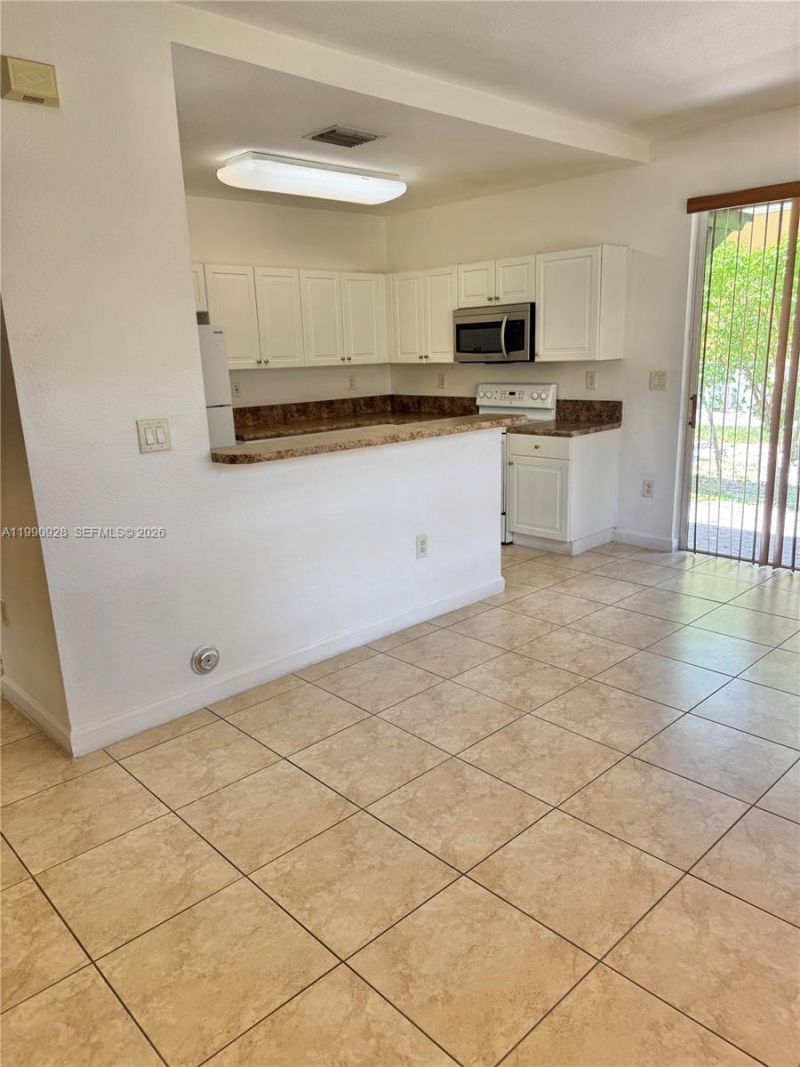 9269 SW 227th St, Unit 8, Cutler Bay, FL 33190 Photo
