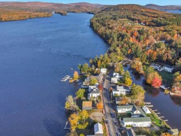 157 Main Street, Belgrade, ME 04918