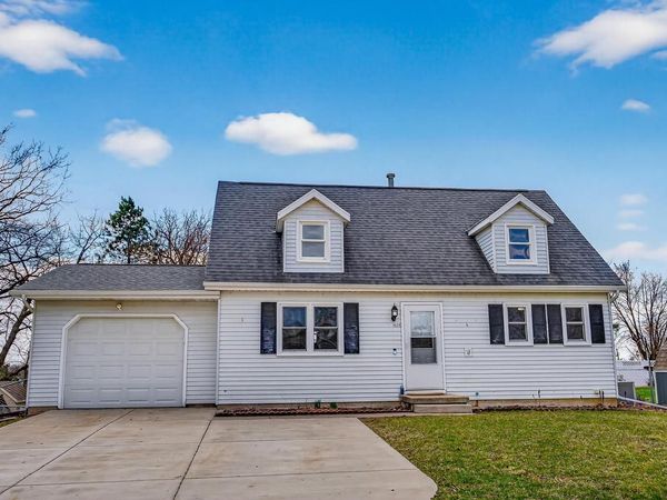 424 W Church Street, Belleville, WI 53508