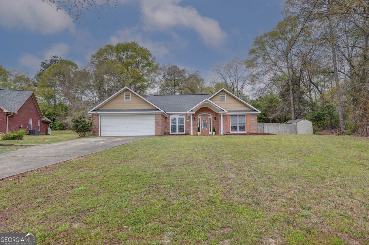 81 Lee Road 2030, Phenix City, AL 36870 Main Photo