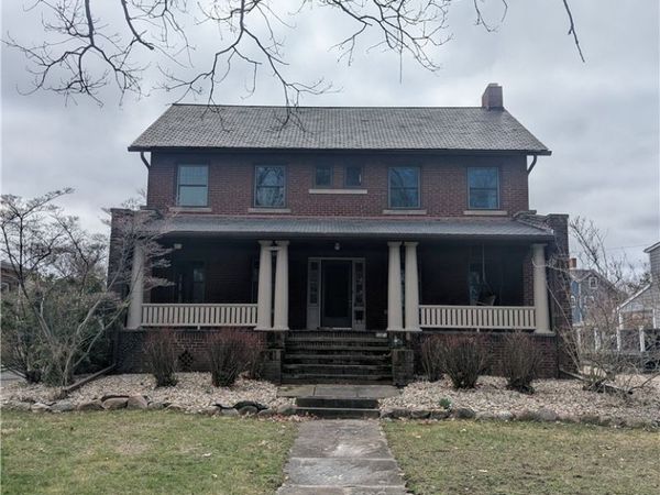 13971 Lake Avenue , Lakewood, OH 44107