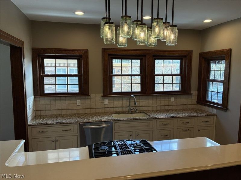 13971 Lake Avenue, Lakewood, OH 44107 Photo 4