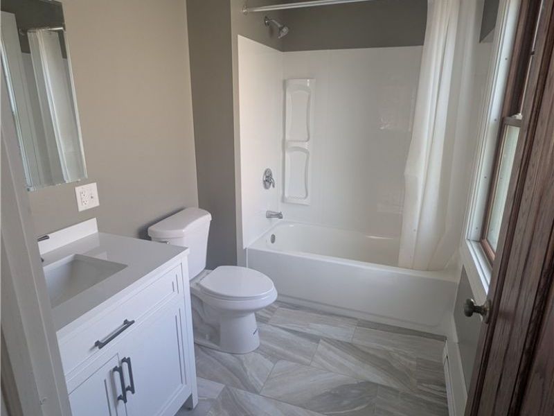 13971 Lake Avenue, Lakewood, OH 44107 Photo 9