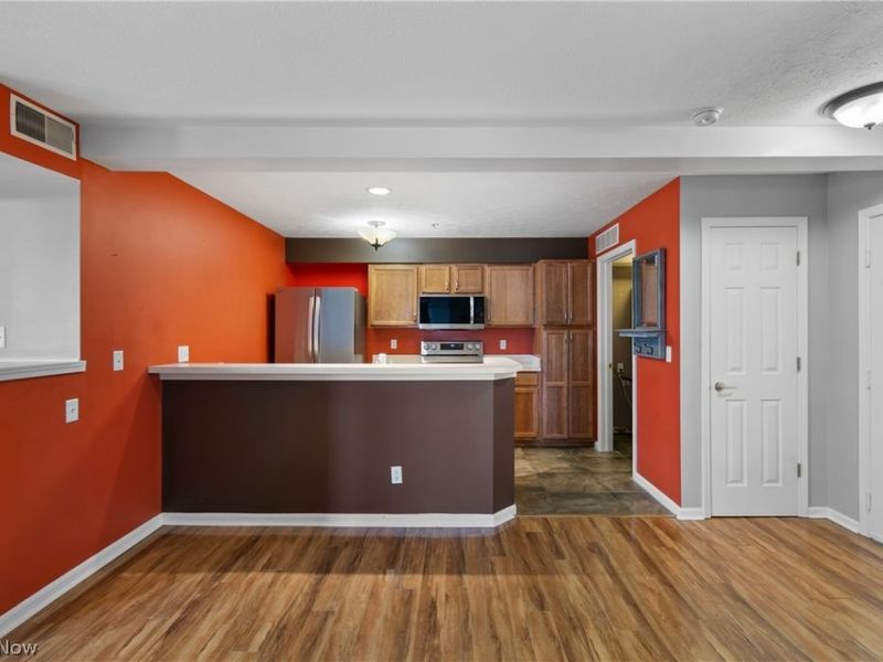 23003 Chandlers Lane, Unit 224, Olmsted Falls, OH 44138 Photo 12