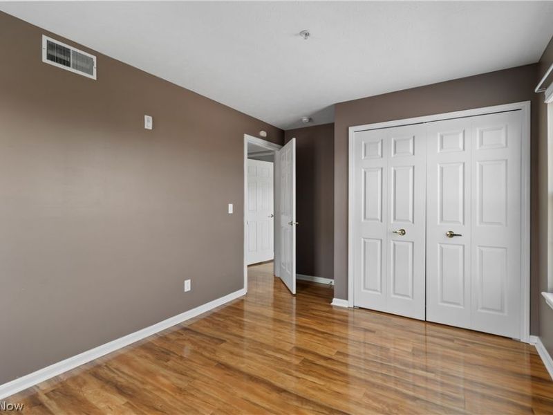 23003 Chandlers Lane, Unit 224, Olmsted Falls, OH 44138 Photo 22