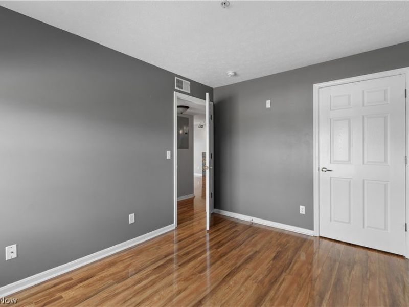 23003 Chandlers Lane, Unit 224, Olmsted Falls, OH 44138 Photo 25