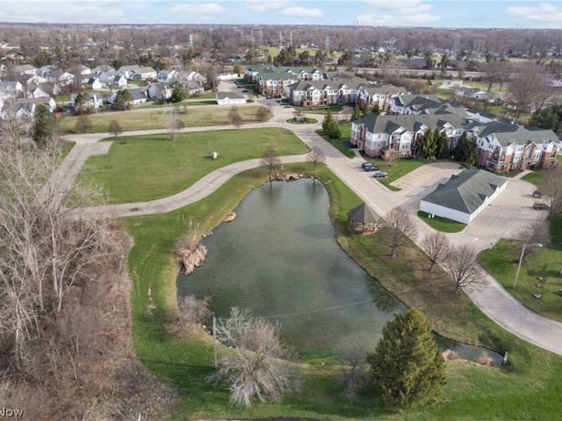 23003 Chandlers Lane, Unit 224, Olmsted Falls, OH 44138 Photo 31