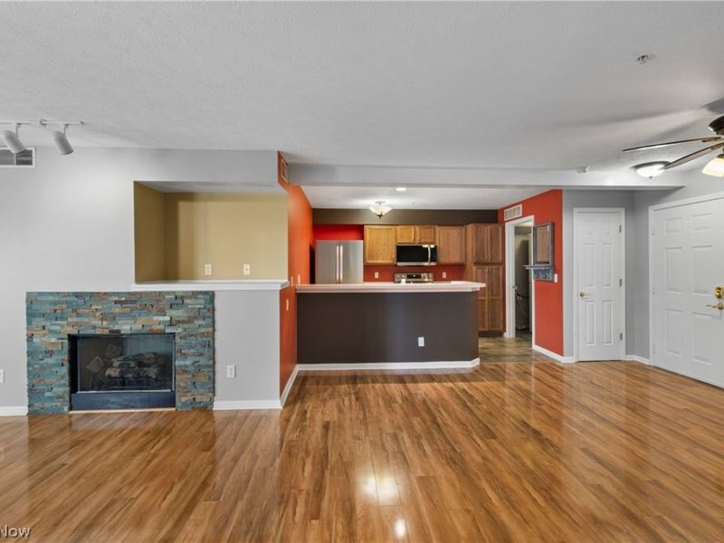 23003 Chandlers Lane, Unit 224, Olmsted Falls, OH 44138 Photo 7